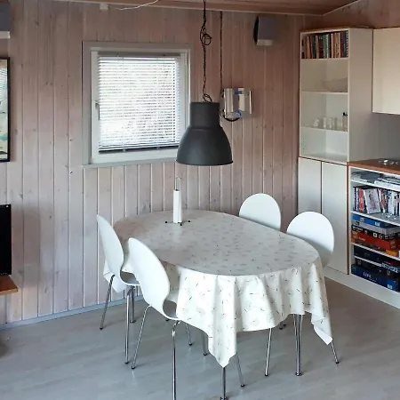 5 Person Holiday In Dom wakacyjny Vestervig